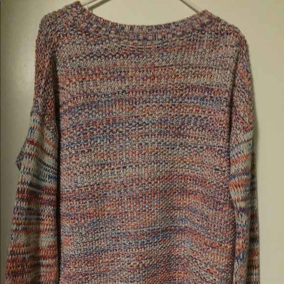 GAP multi-colored sweater - Picture 7 of 8